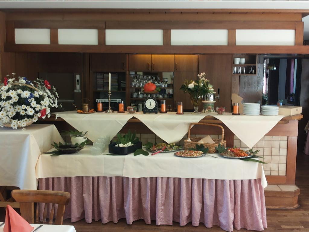 Hotellerie Gasthaus Schubert 가르브센 외부 사진